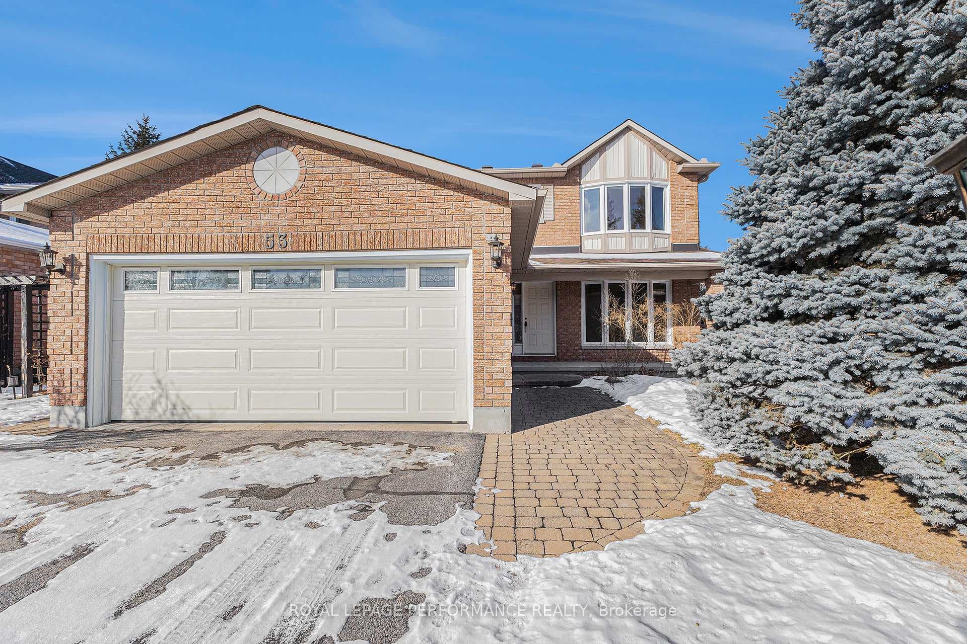 53 Zokol Crescent photo 1