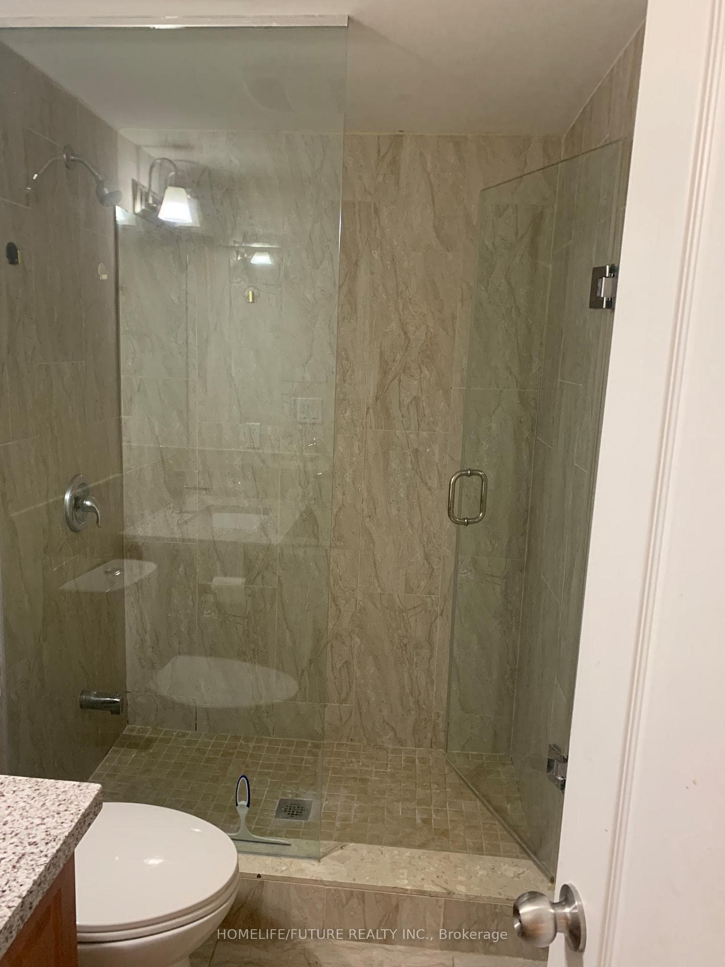 64 Dunwell Crescent photo 8