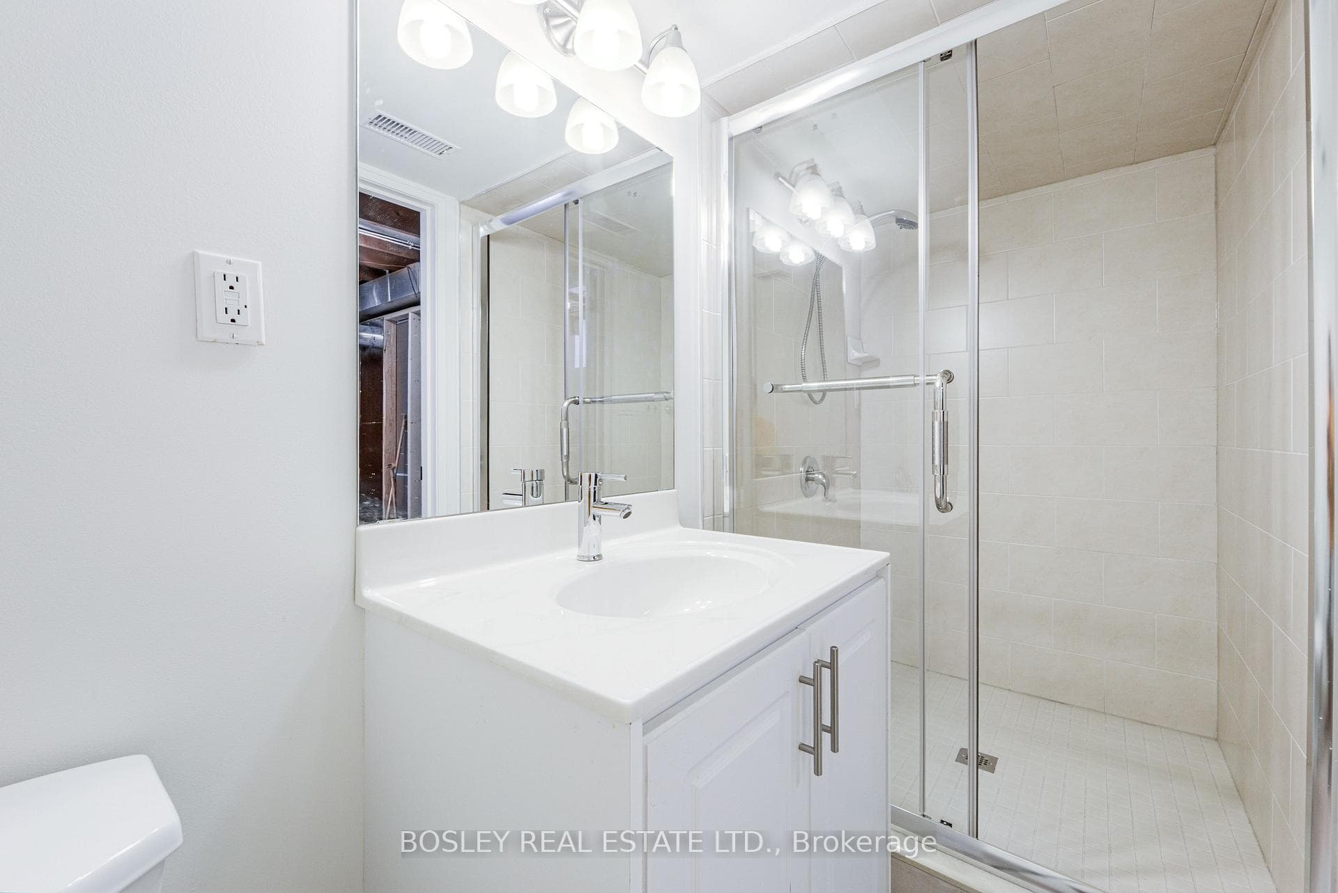 33 Forestbrook Crescent photo 43