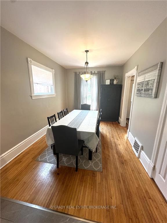 79 BARTHOLOMEW Street photo 5