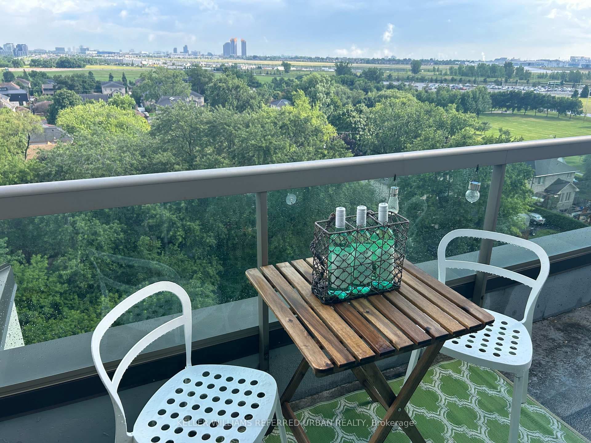 935 Sheppard Avenue Unit 906 photo 27