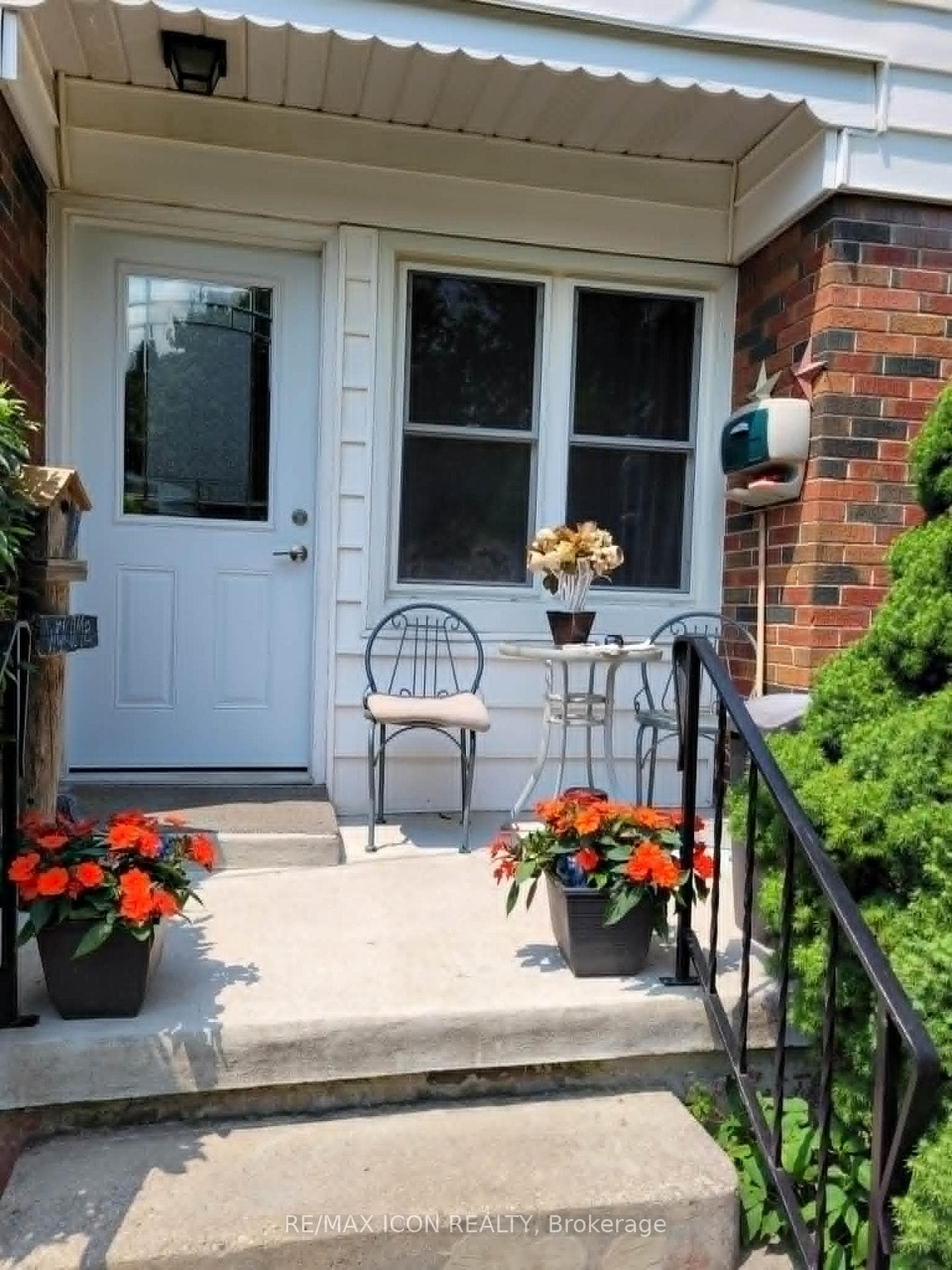 1385 7th Avenue photo 2