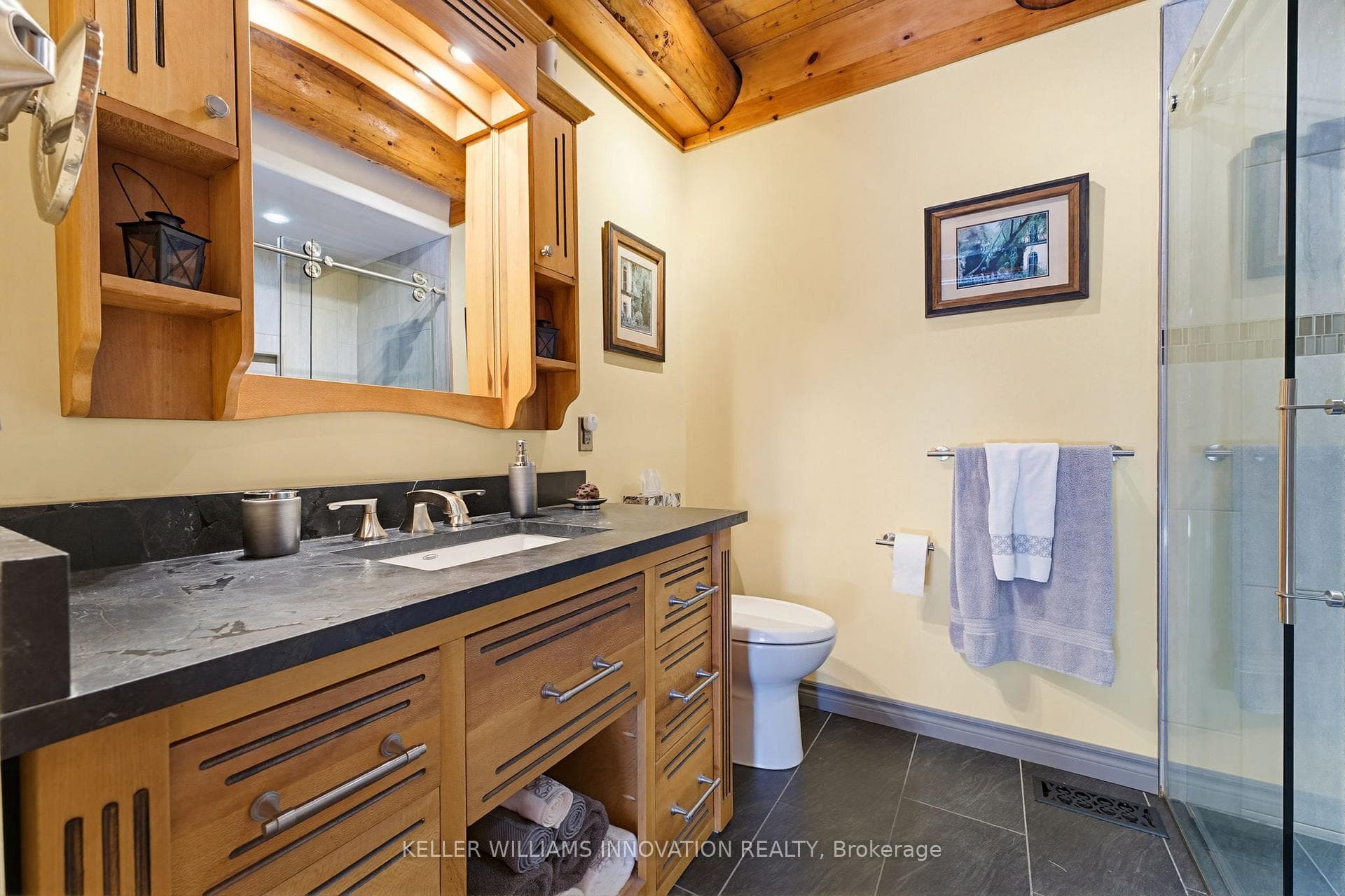 169 James Street photo 20