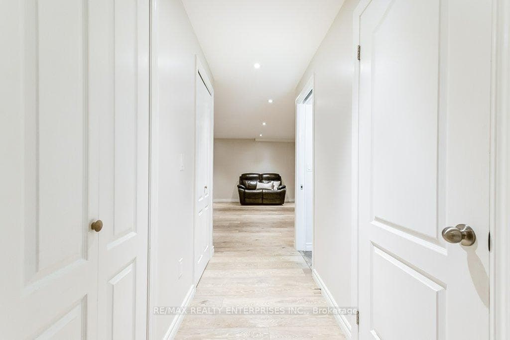 3857 Foxborough Trail photo 22