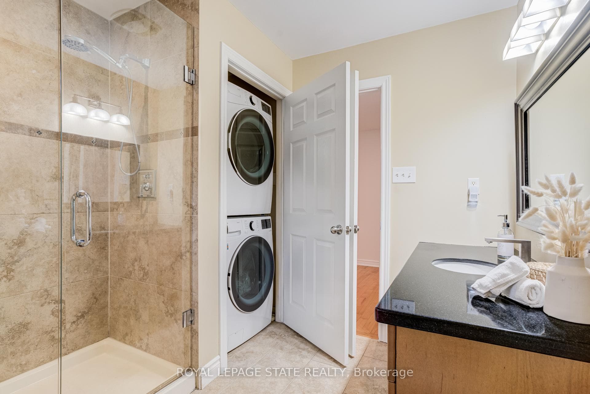67 Newcombe Road photo 36