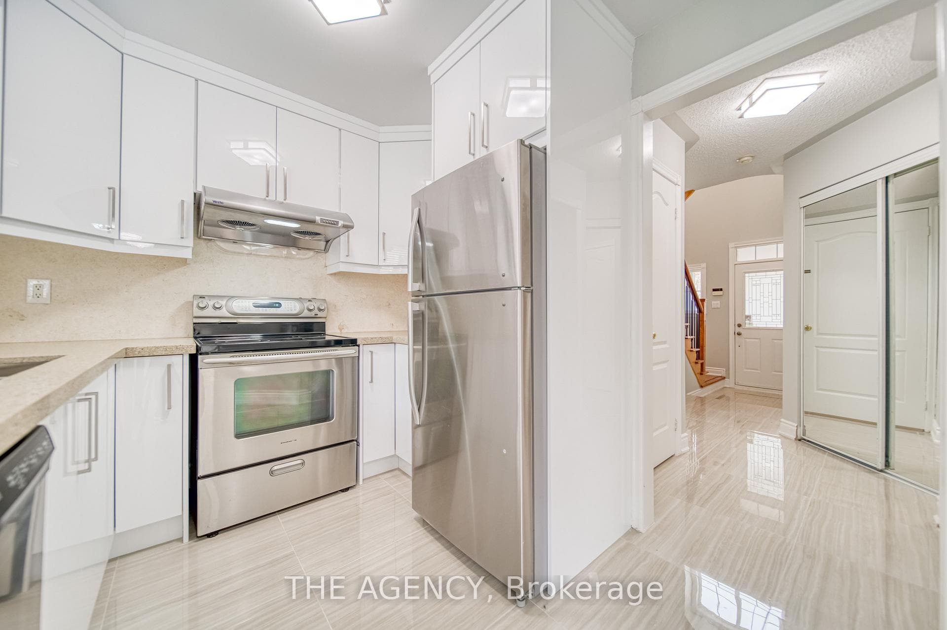 48 Chiara Drive Unit (main) photo 7