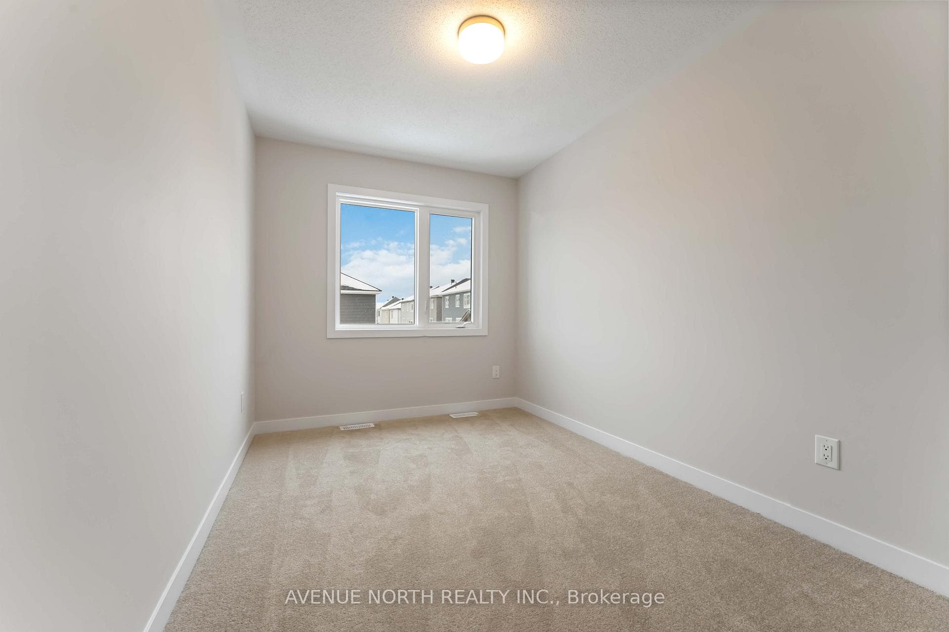 364 Les Emmerson Drive photo 19