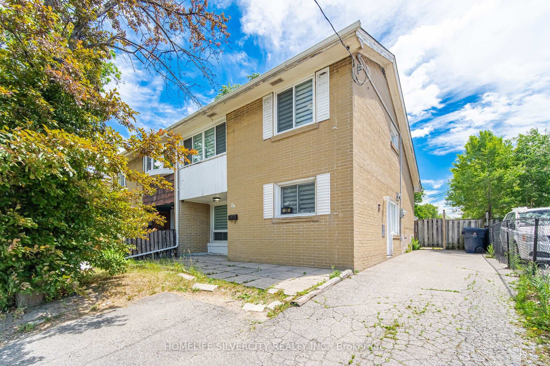 29 Brookmere Road photo 1