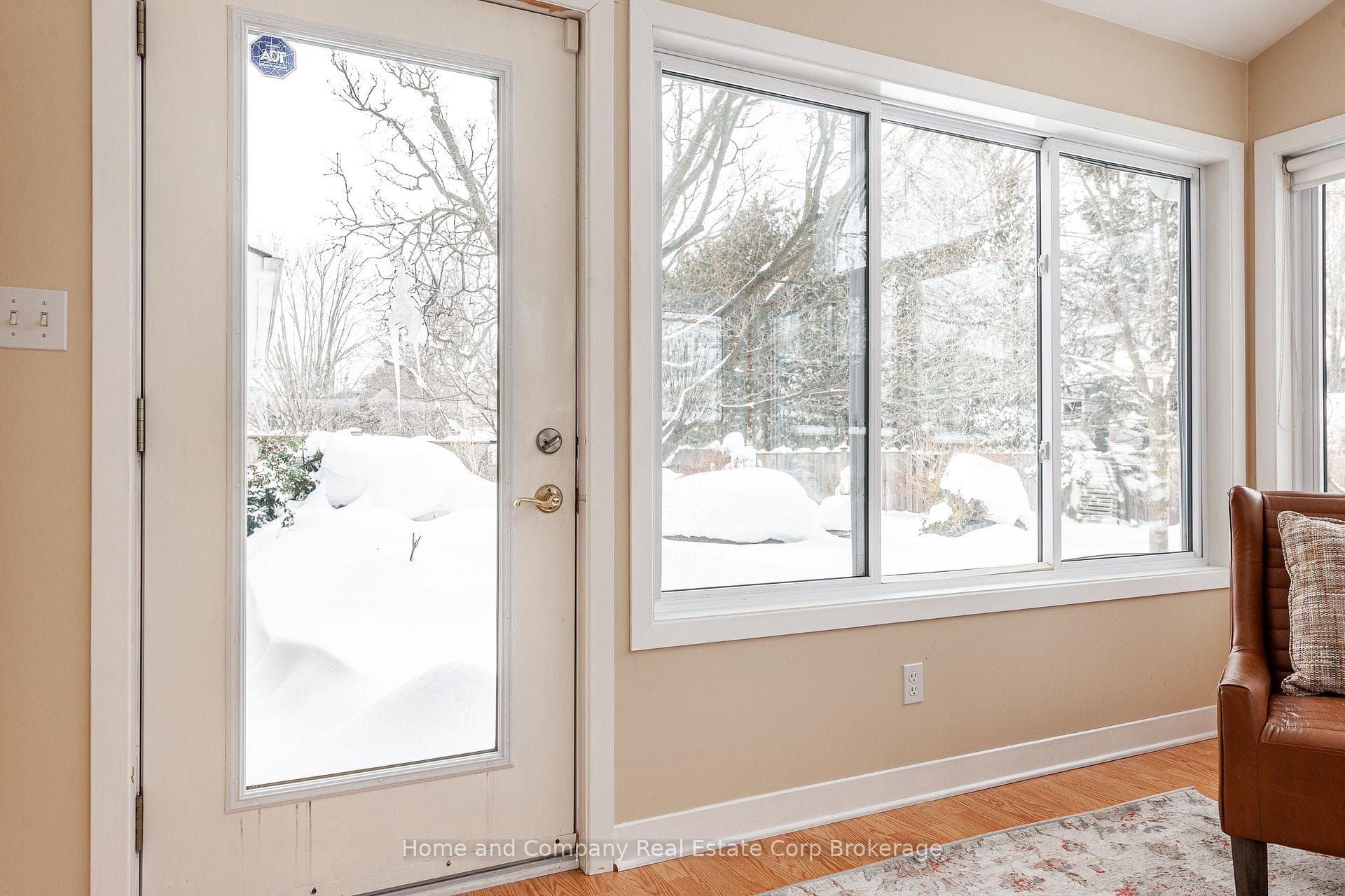 100 Glendon Road photo 13