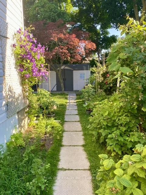 3578 Queenston Drive photo 28