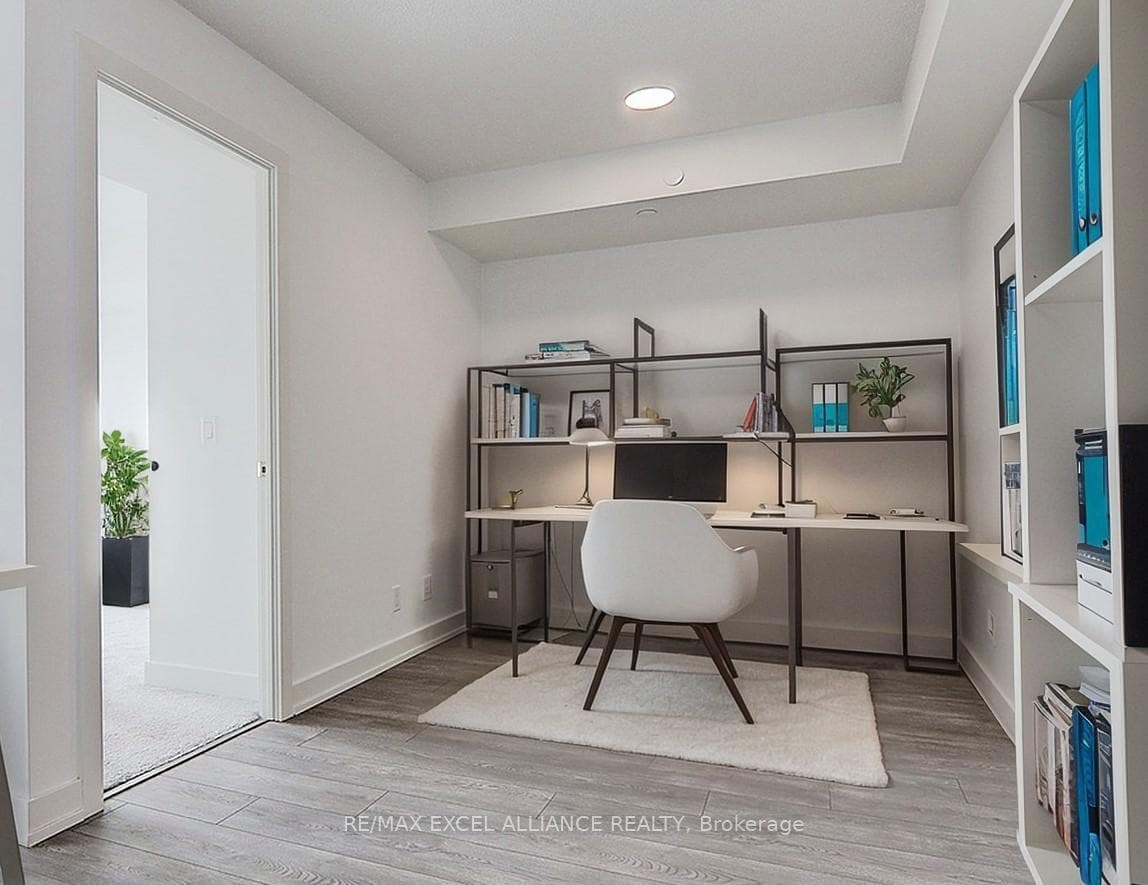 10 Wilby Crescent Unit 409 photo 15