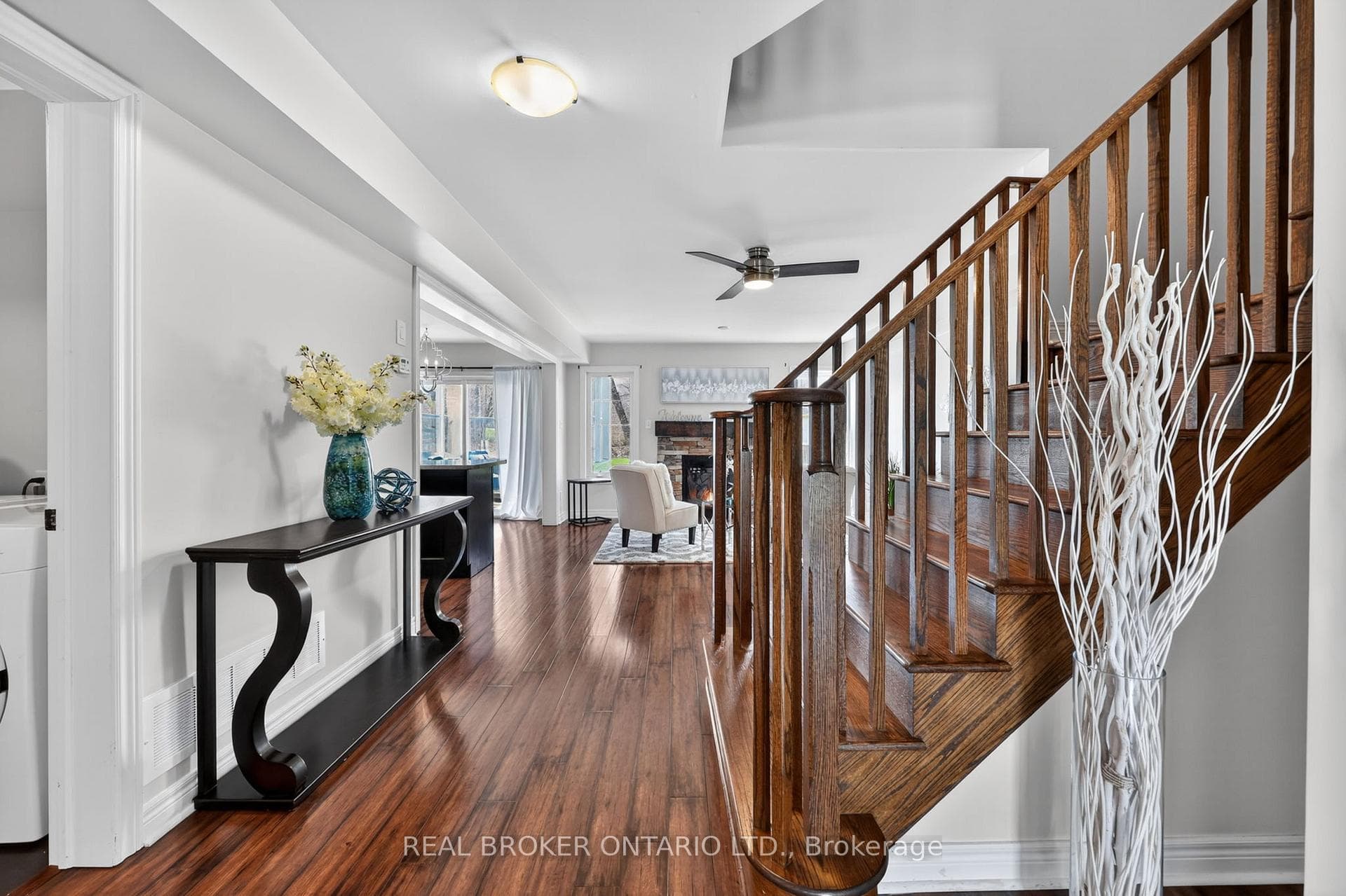 12 Masters Crescent photo 4
