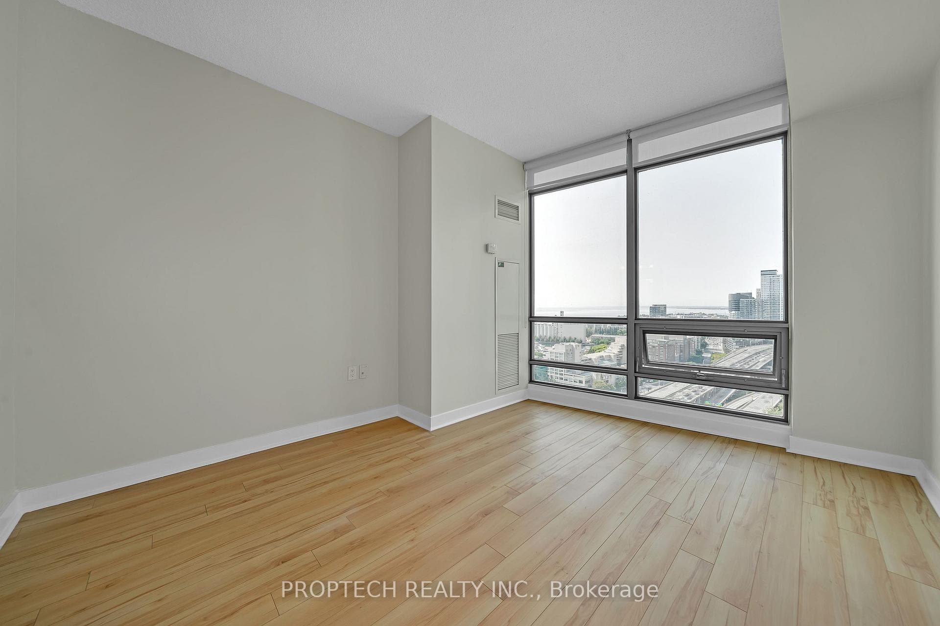 5 Mariner Terrace Unit 2805 photo 11