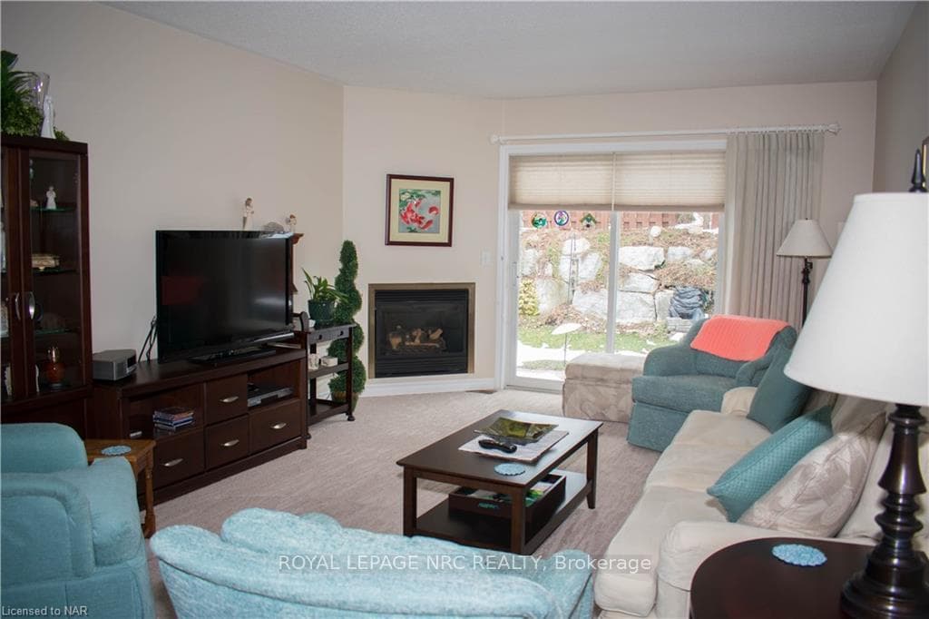 16 KINSMAN Court photo 7
