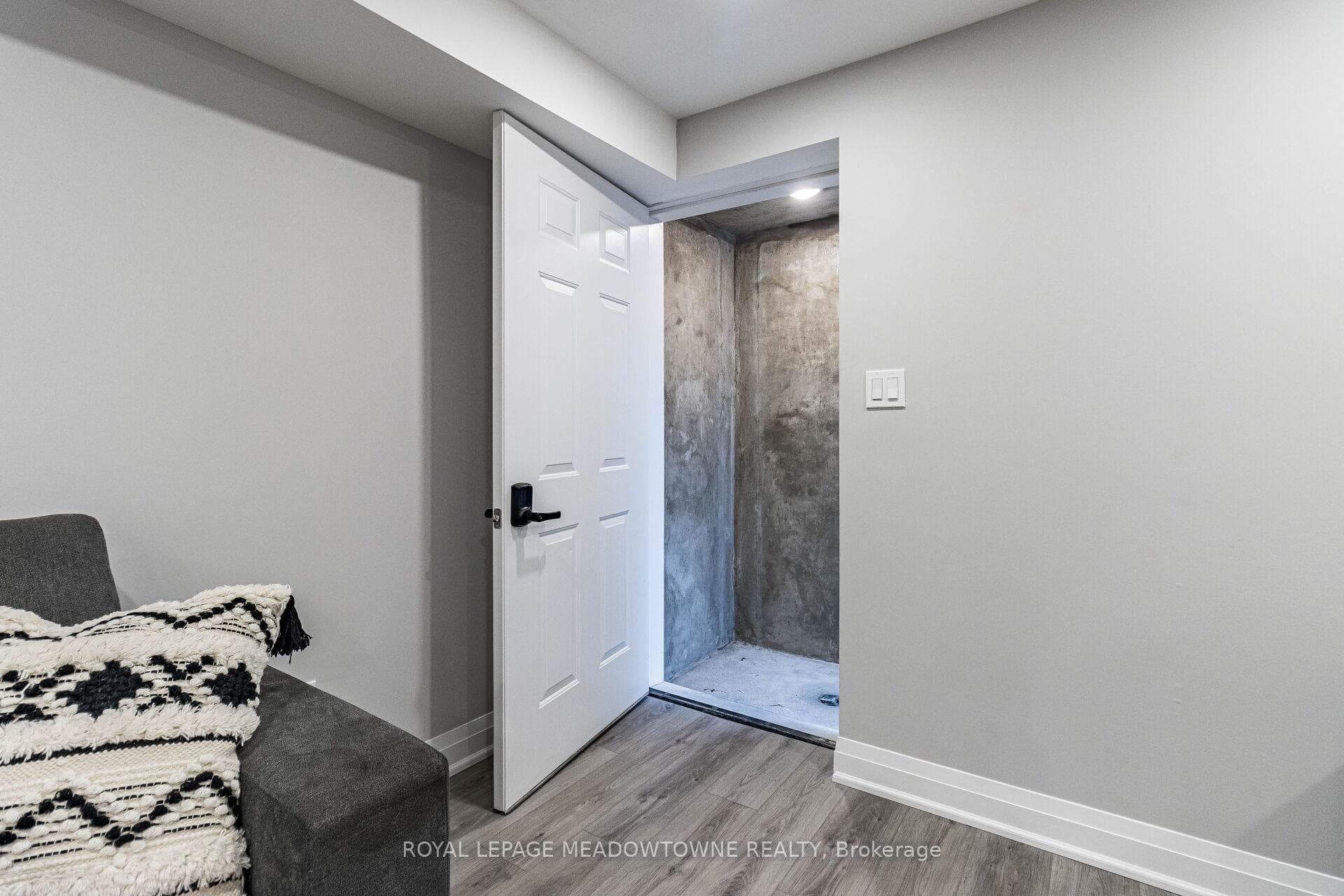 20 Sloan Drive photo 36
