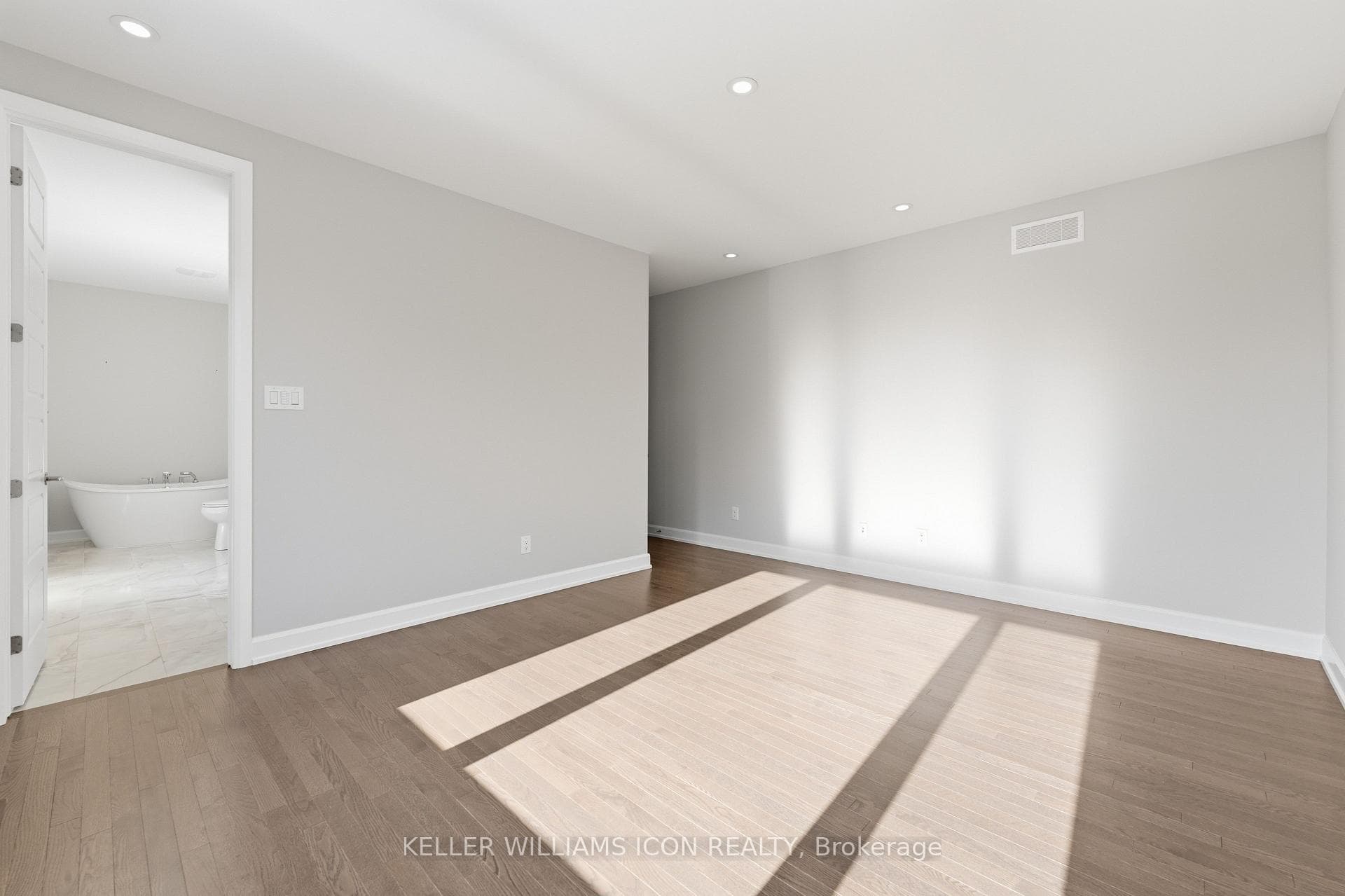 357 Peninsula Road photo 16