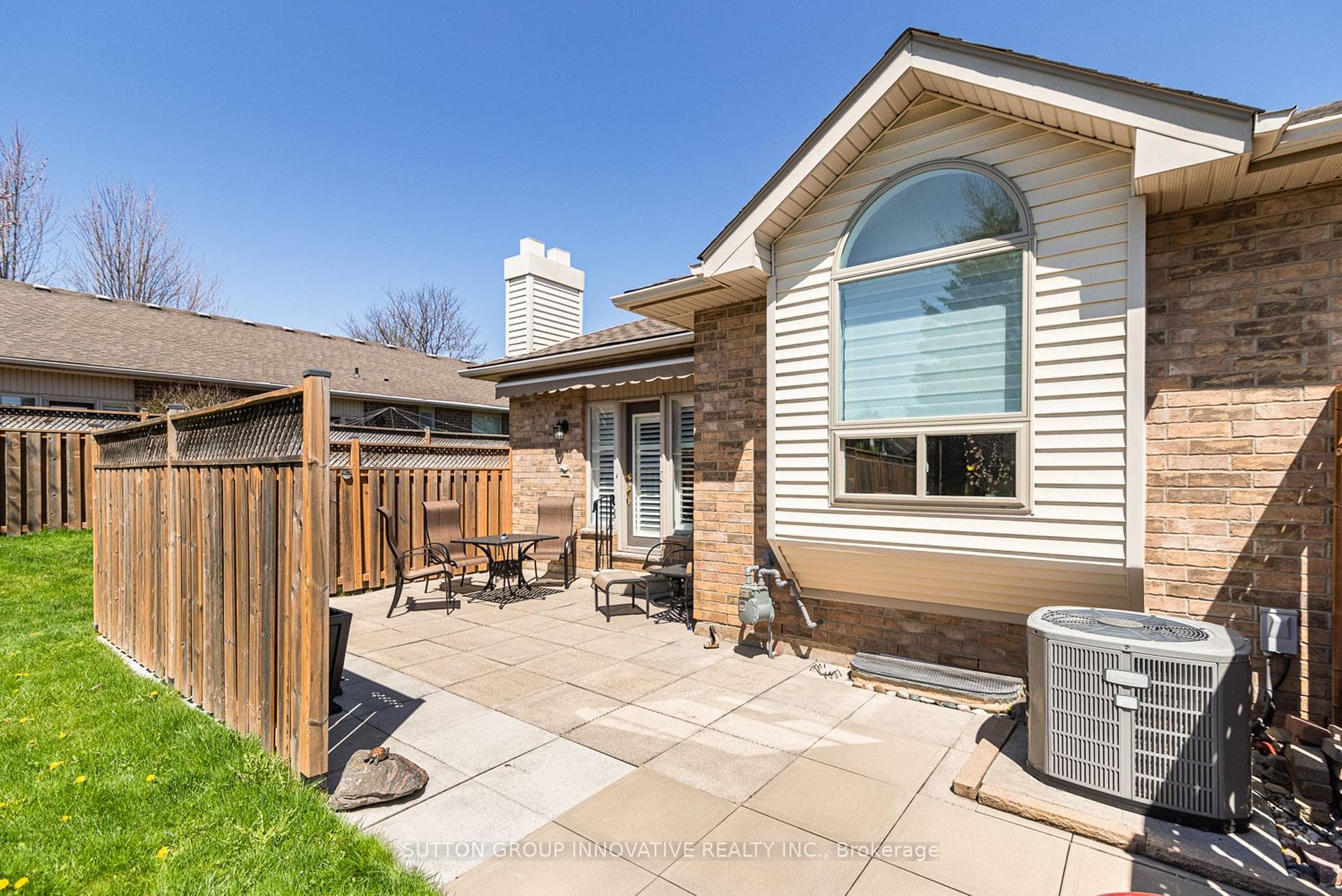 101 Muskoka Drive Unit 15 photo 8