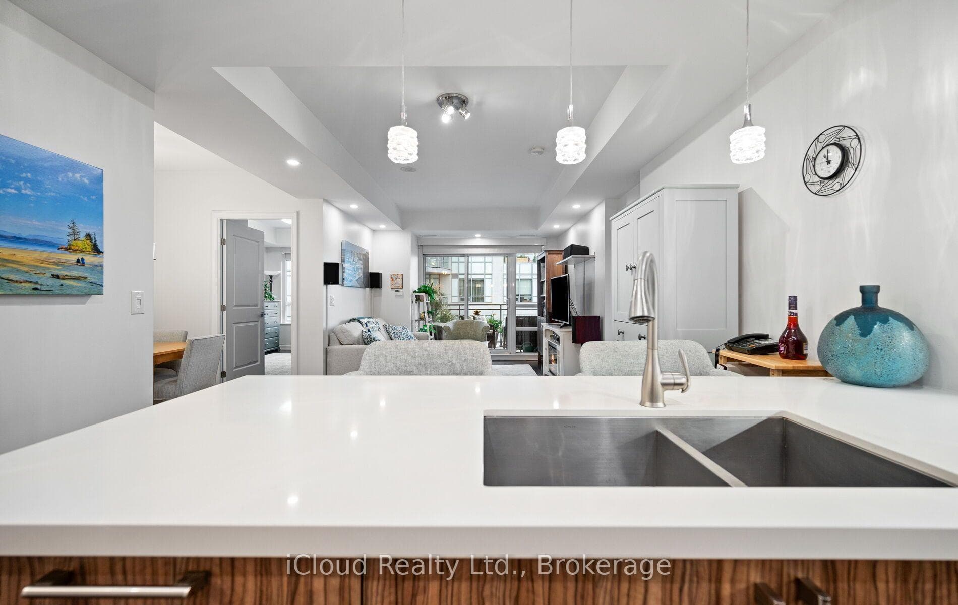 3500 Lakeshore Road Unit 625 photo 12