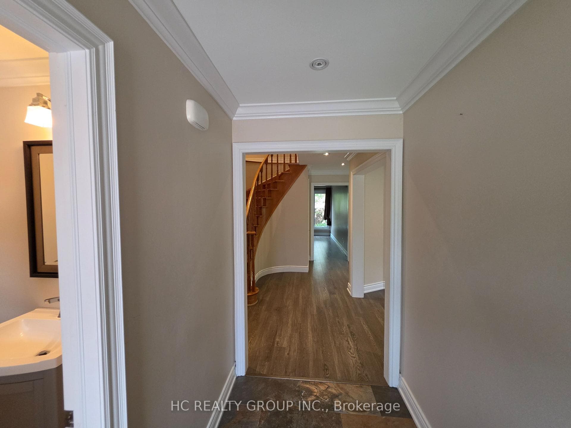 40 Stargell Crescent photo 2