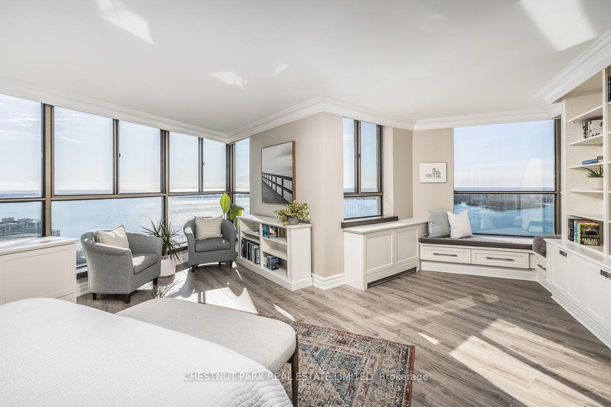 270 Queens Quay Unit 3101 photo 16