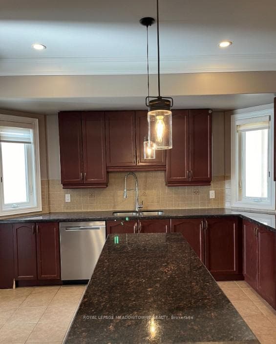 587 Thompson Road Unit 9 photo 8