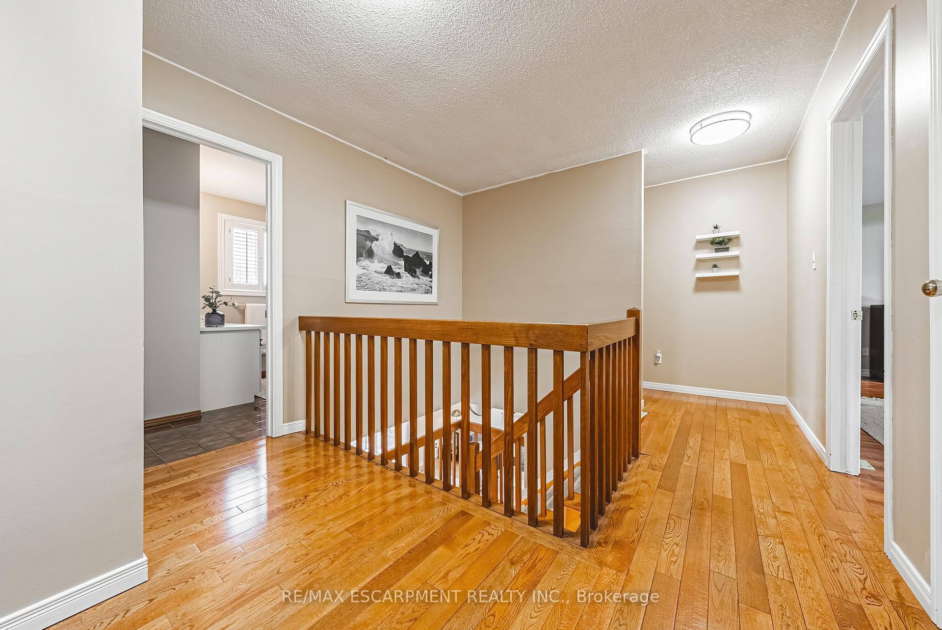 1 Charing Drive photo 21
