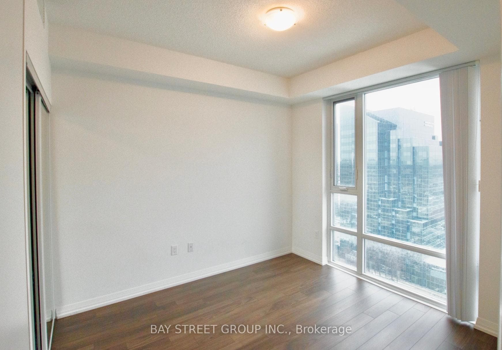 55 Ann O'reilly Road Unit 1705 photo 12