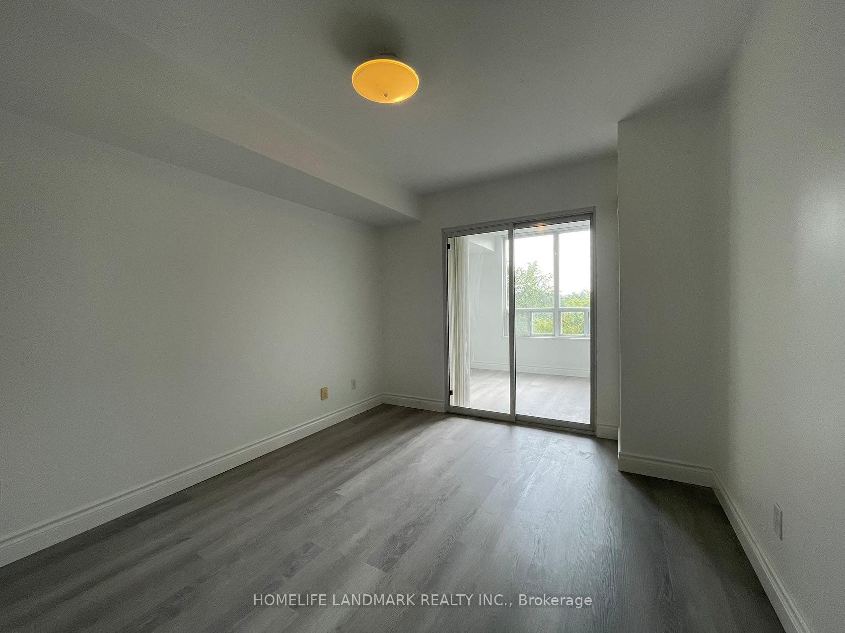 28 Empress Avenue Unit 606 photo 7