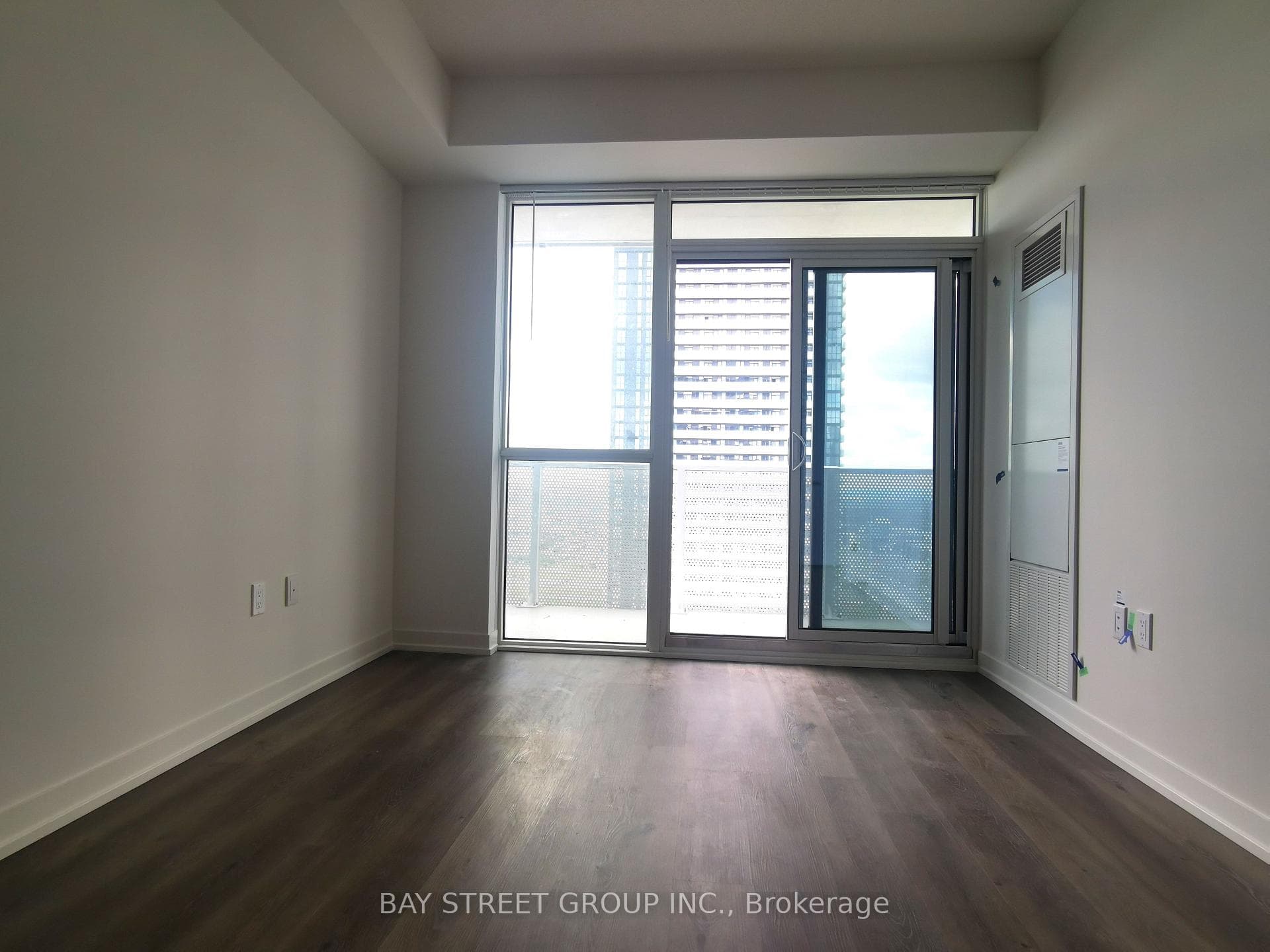 28 Interchange Way Unit 3616 photo 7