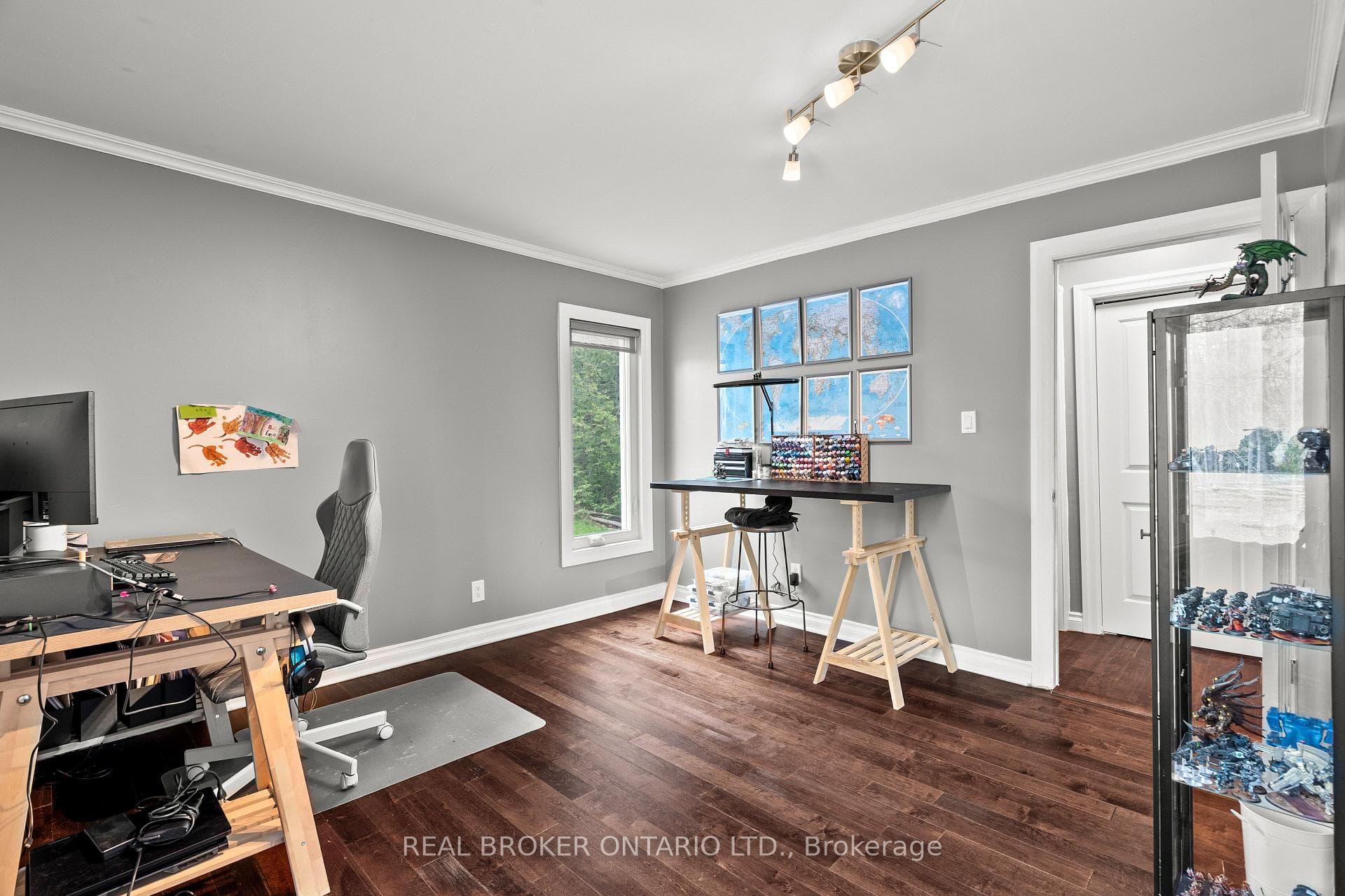 967 Upper Dwyer Hill Road photo 30