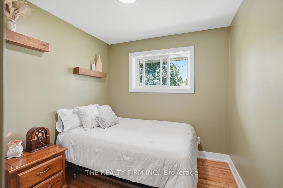187 Byron Street photo 21