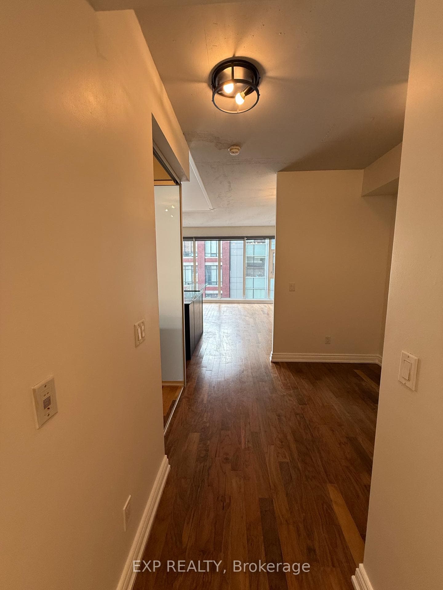 220 Victoria Street Unit 602 photo 7