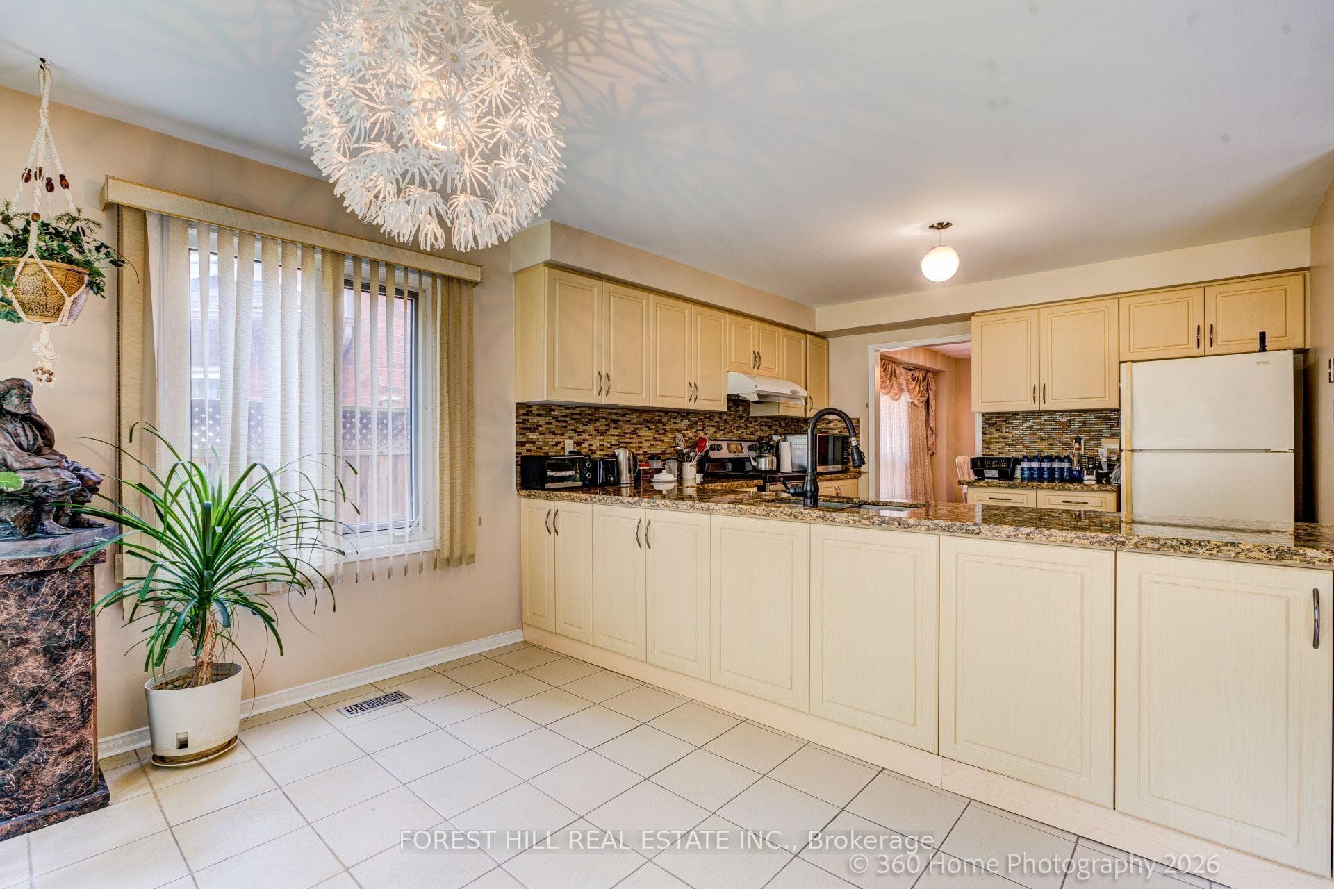 3679 Loyalist Drive photo 7