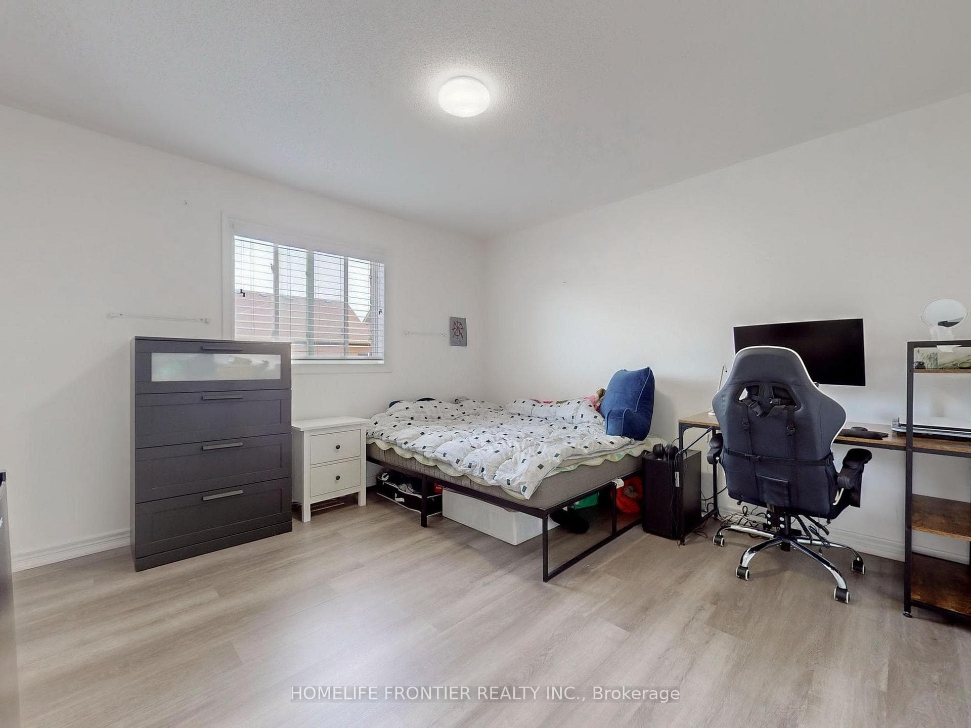 245 Knapton Drive photo 26