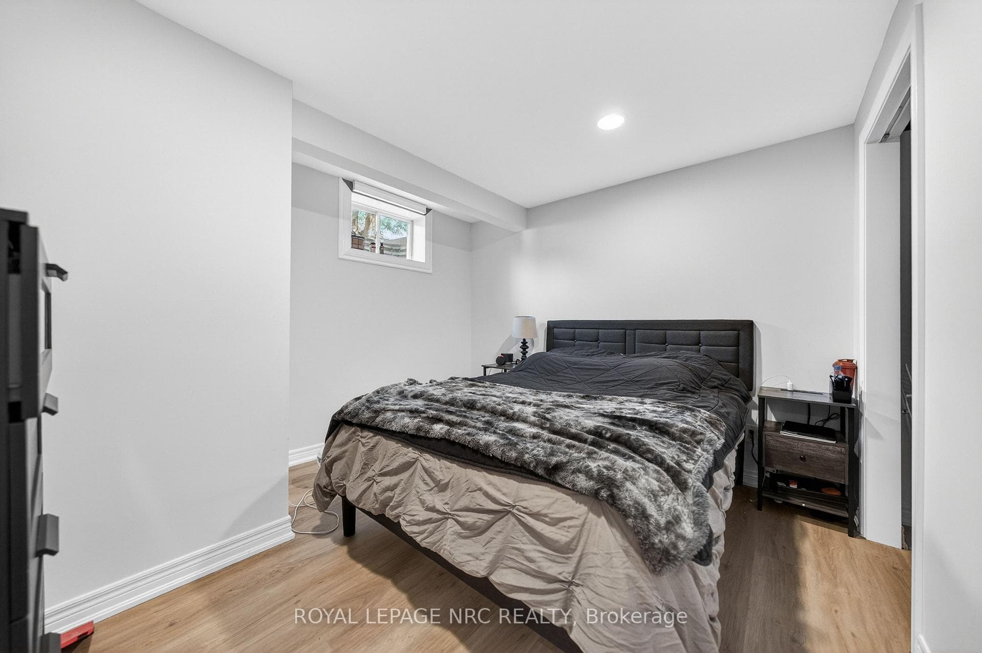1052 Vansickle Road photo 33