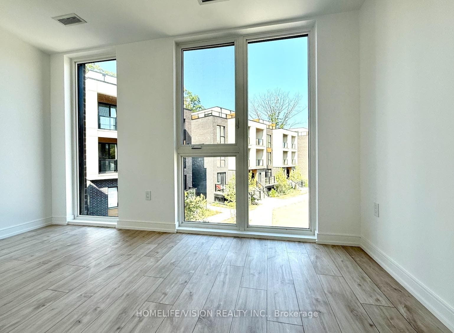 1st Bedroom in Main Floor