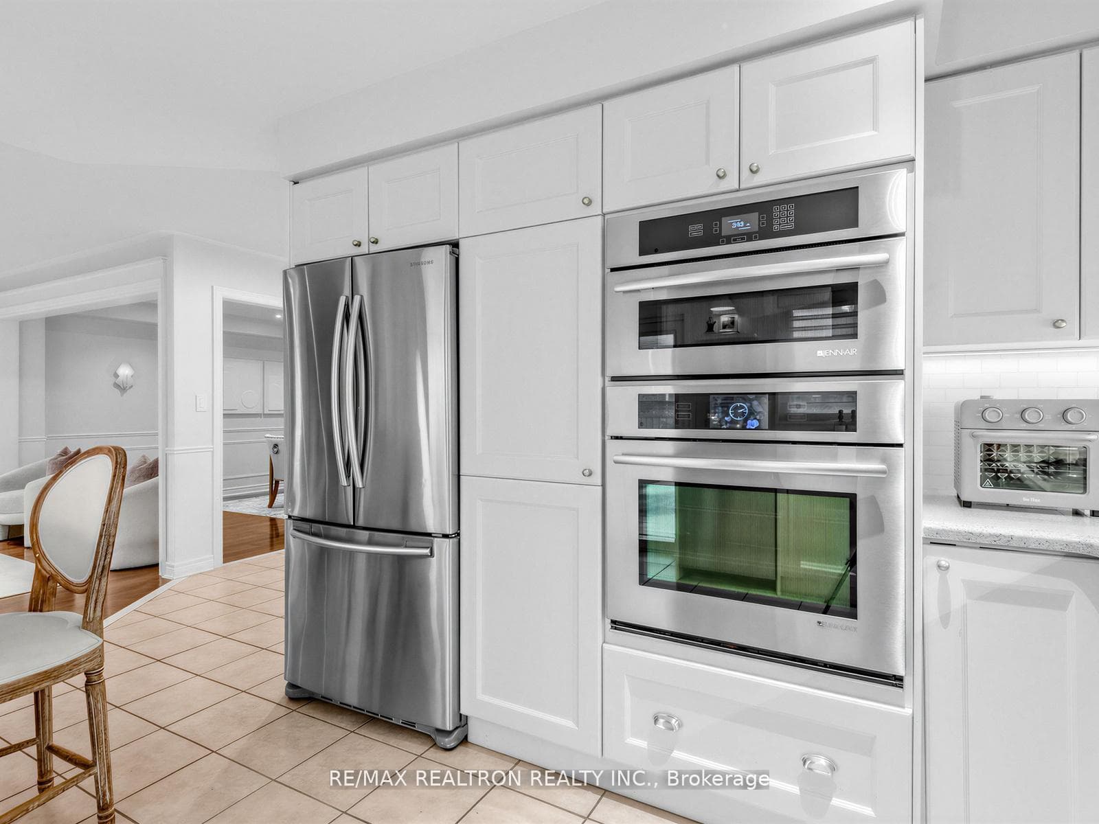 57 Skipton Trail photo 12