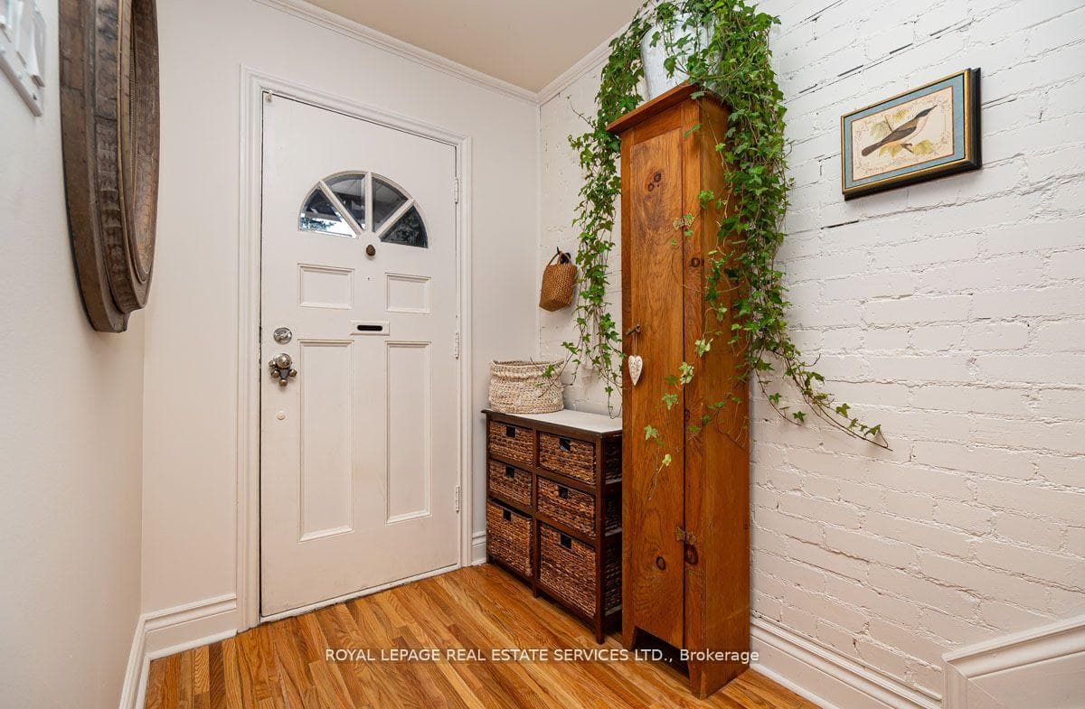 63 Mortimer Avenue photo 6