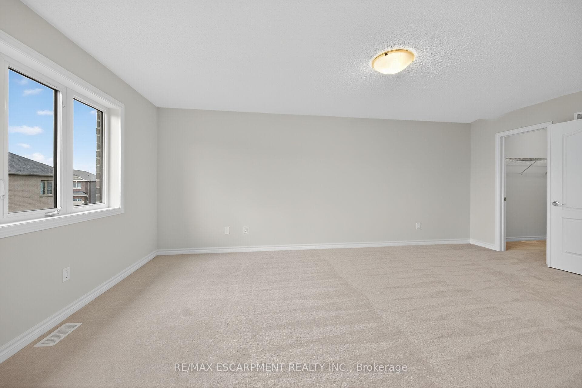 15 Huntsworth Avenue photo 27