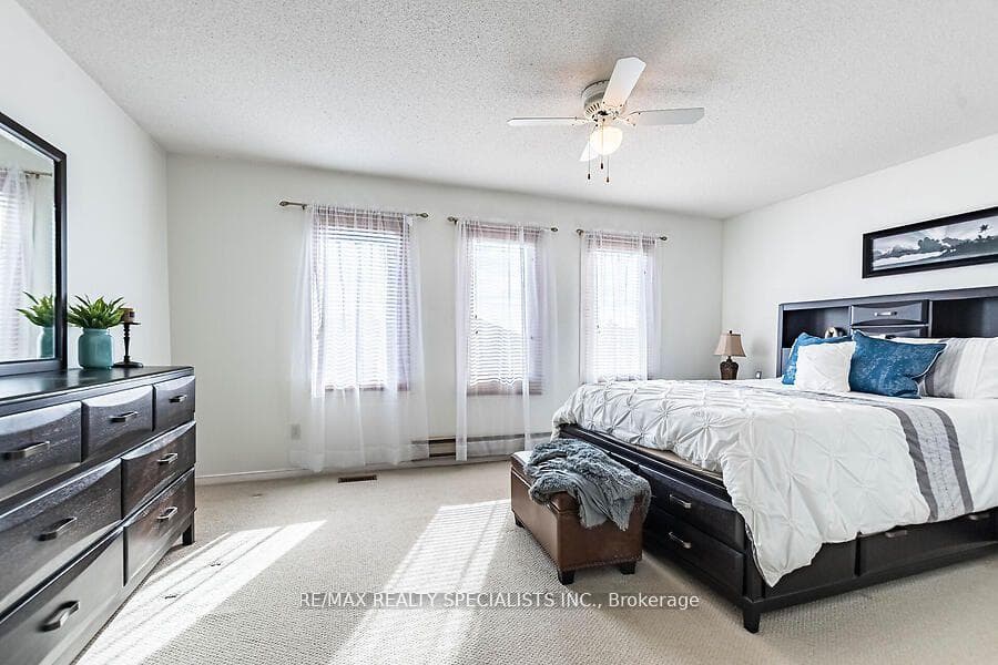 6525 WARBLER Lane photo 17