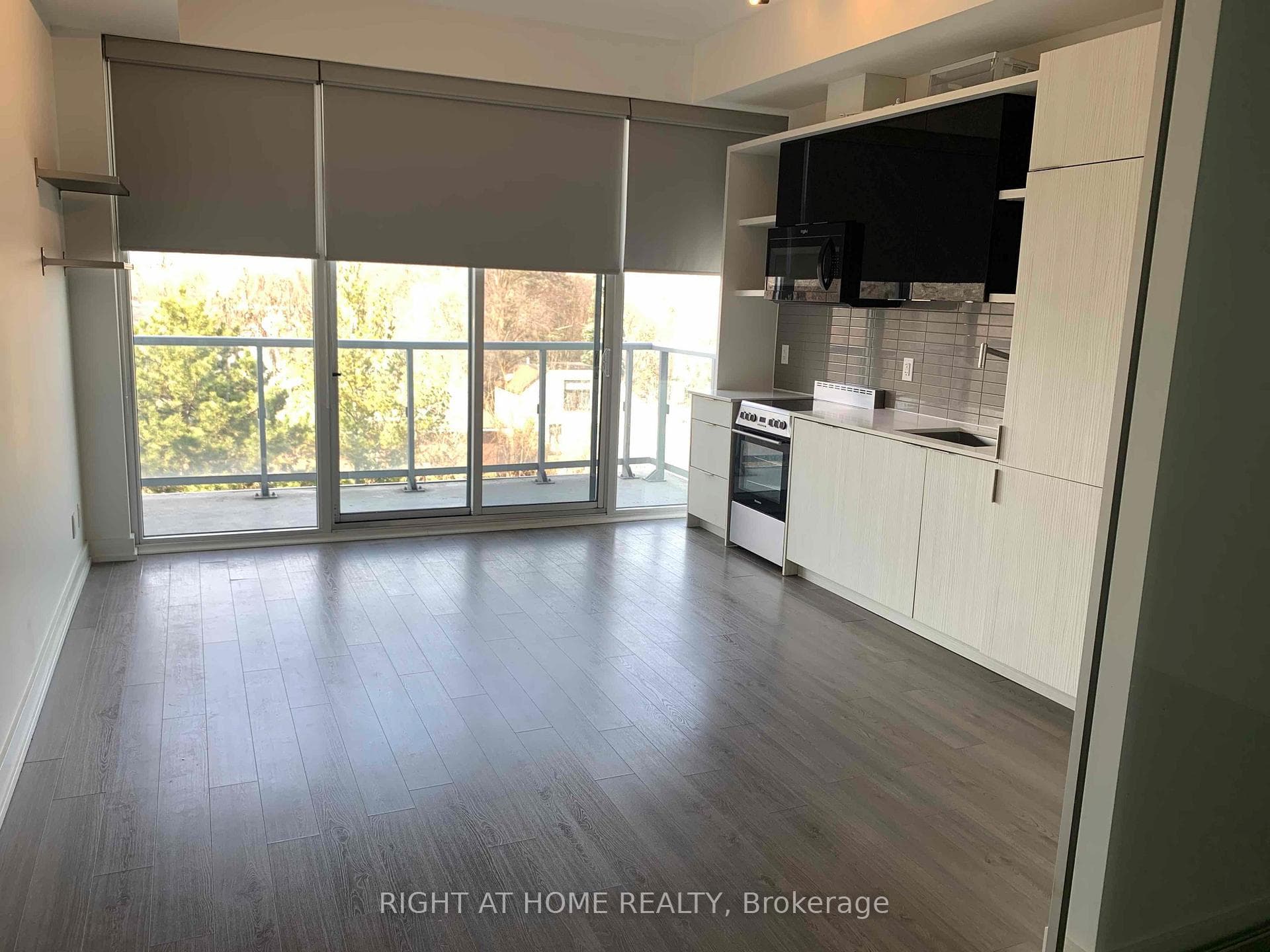 6 Parkwood Avenue Unit 613 photo 14