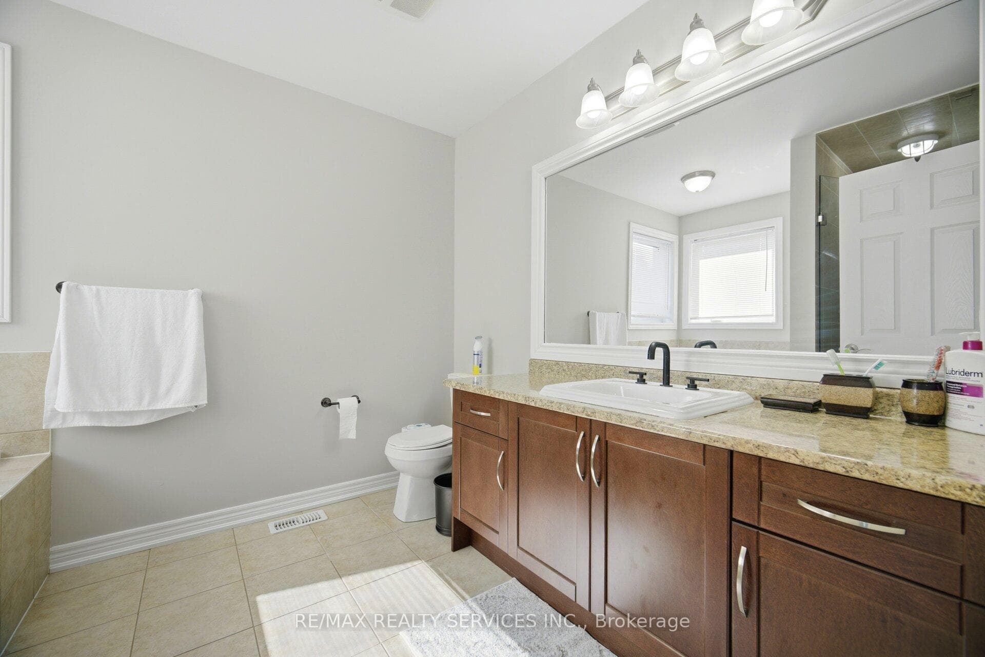 118 Tundra Road photo 22