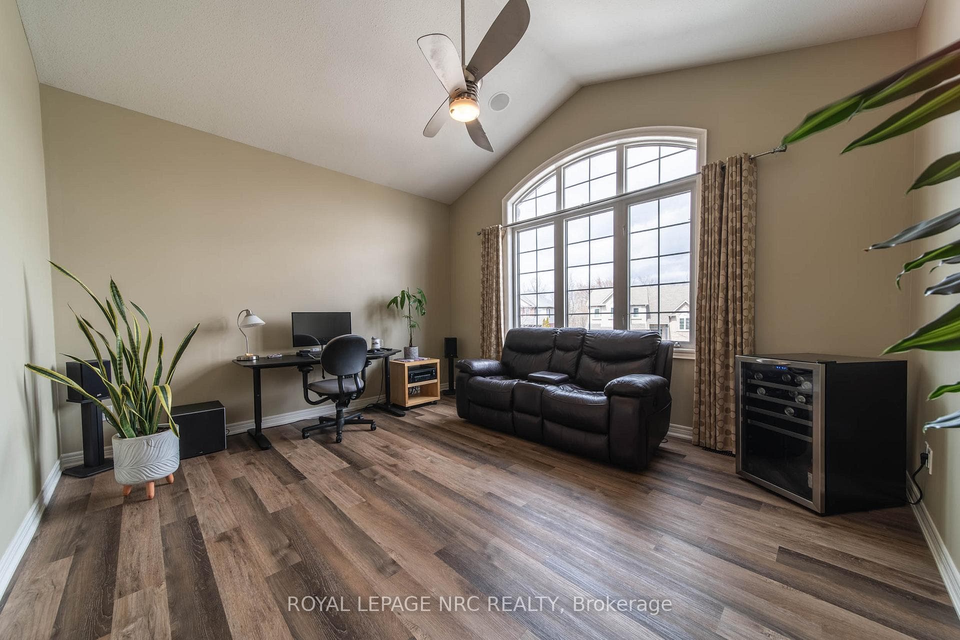 325 Hillsdale Road photo 16