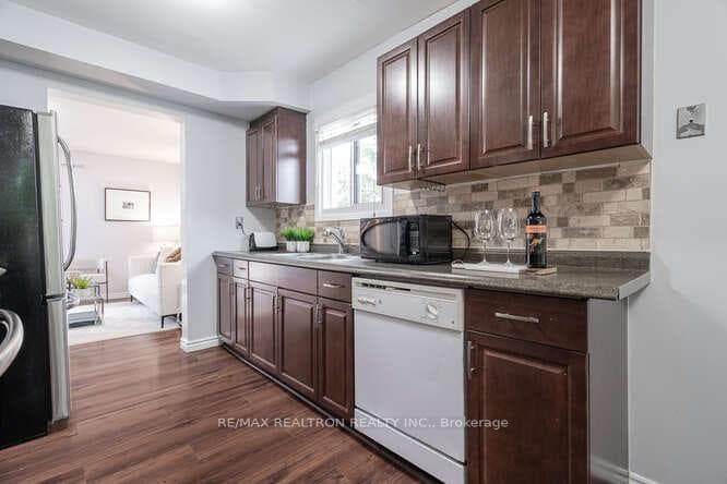 722 Hayes Avenue photo 7