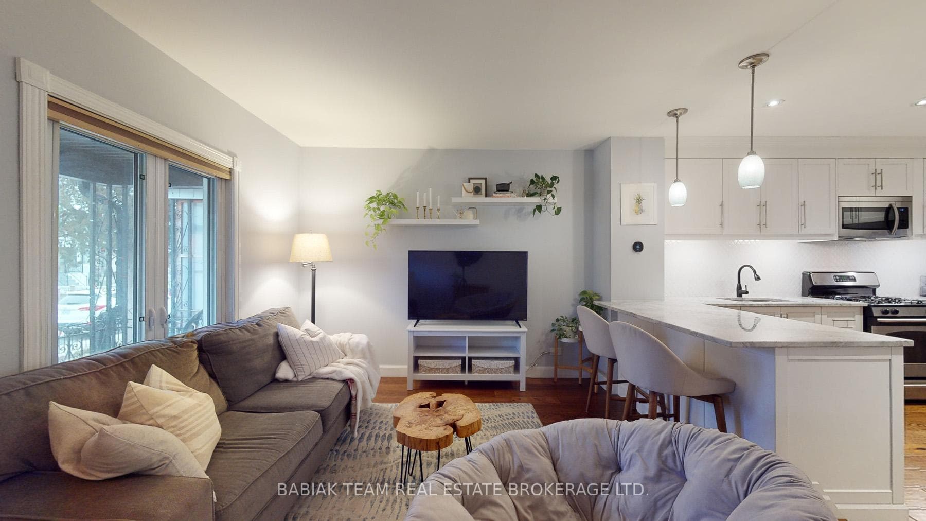57 Avon Avenue photo 4