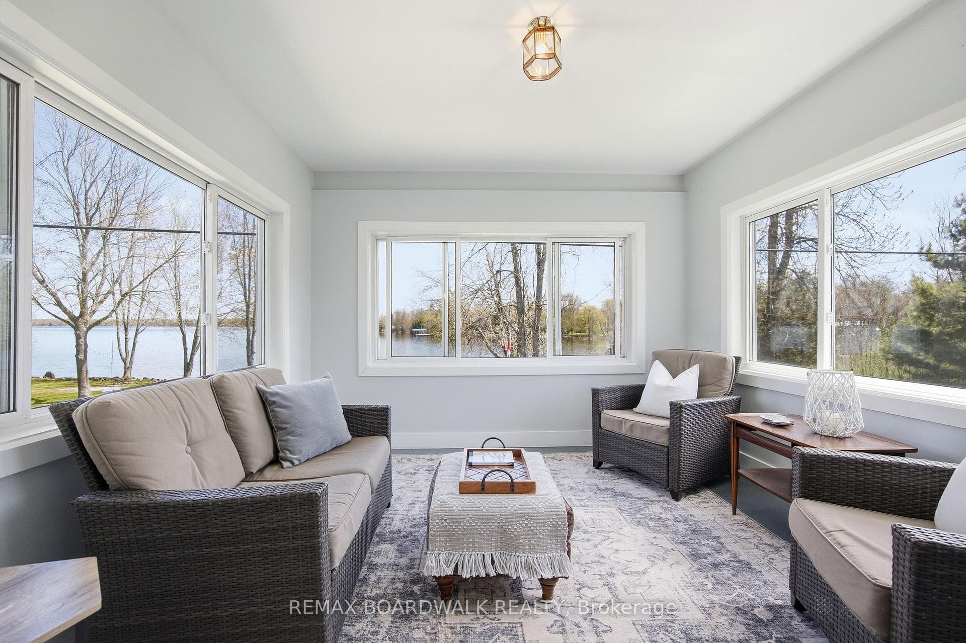 100 Mcculloughs Landing photo 16