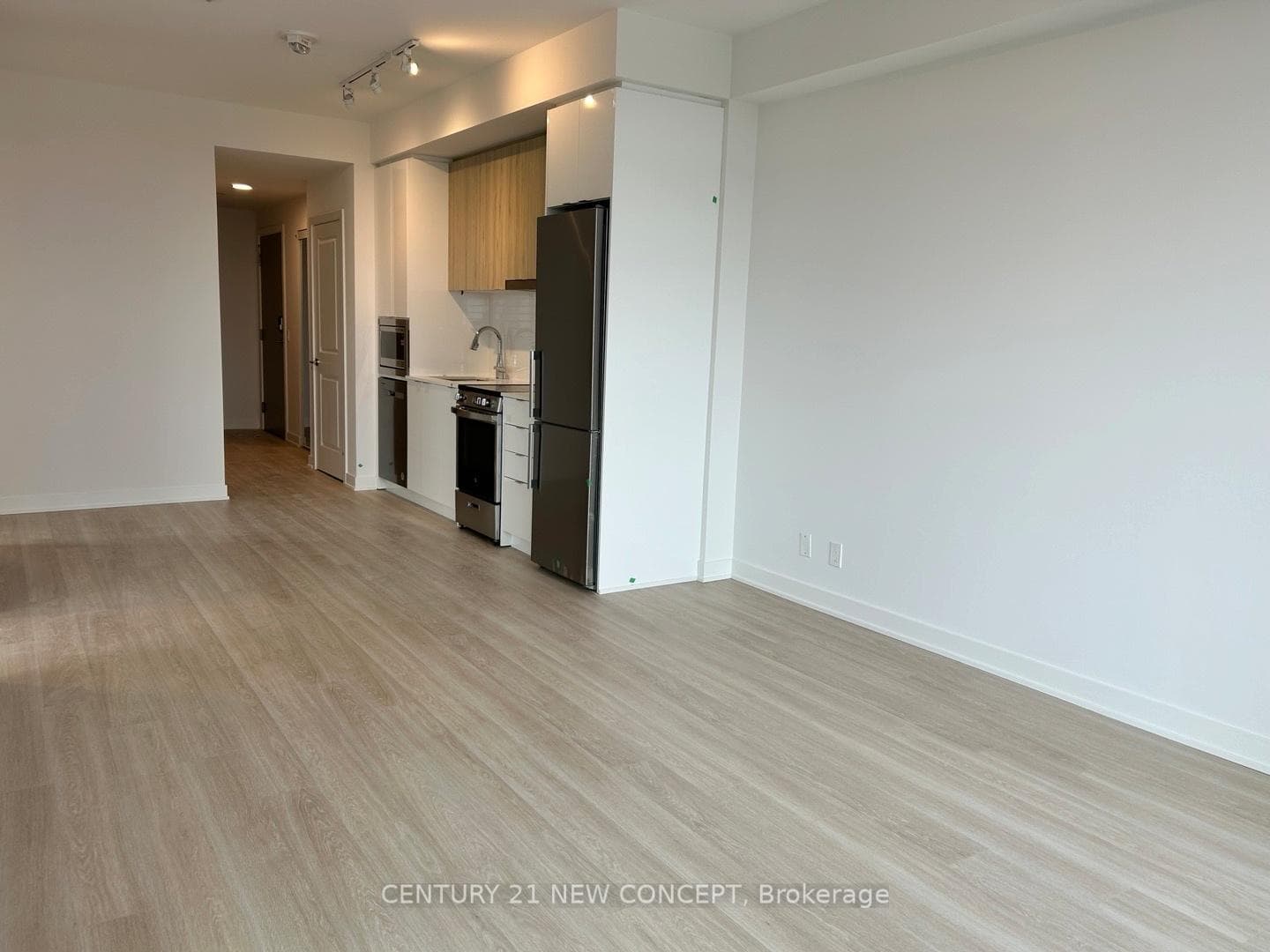 30 Upper Mall Way Unit A-2010 photo 12