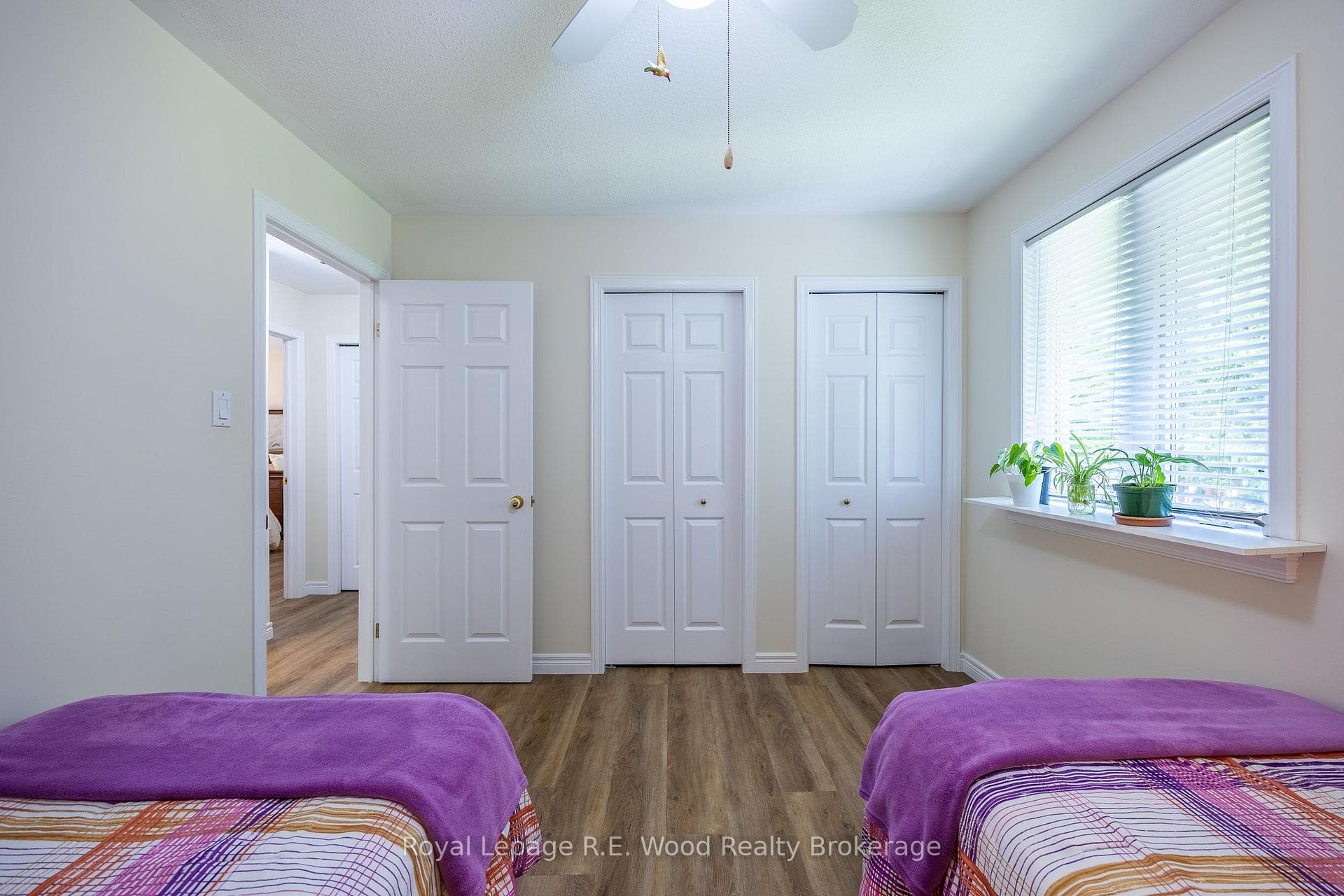 36 Woodland Crescent photo 16
