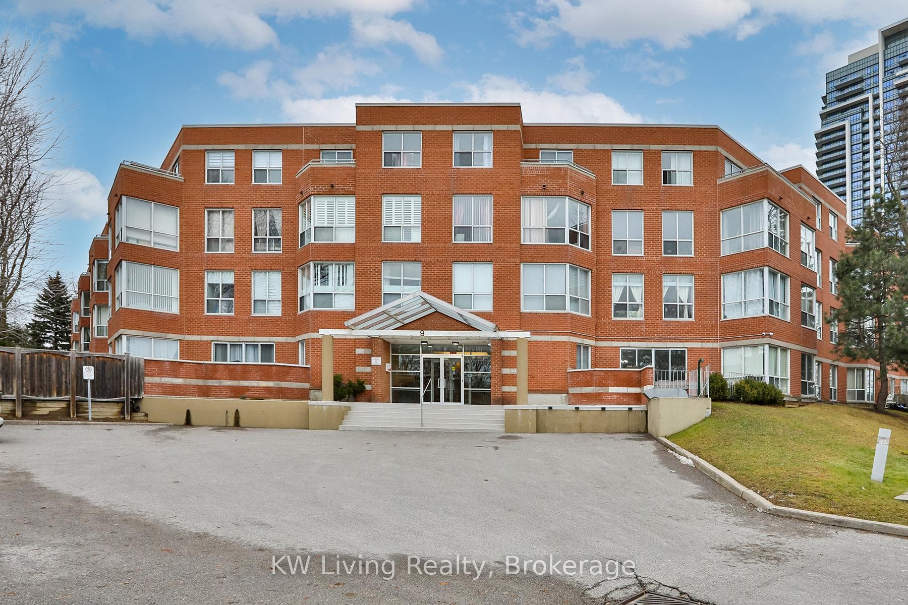 9 Chalmers Road Unit 101 photo 1