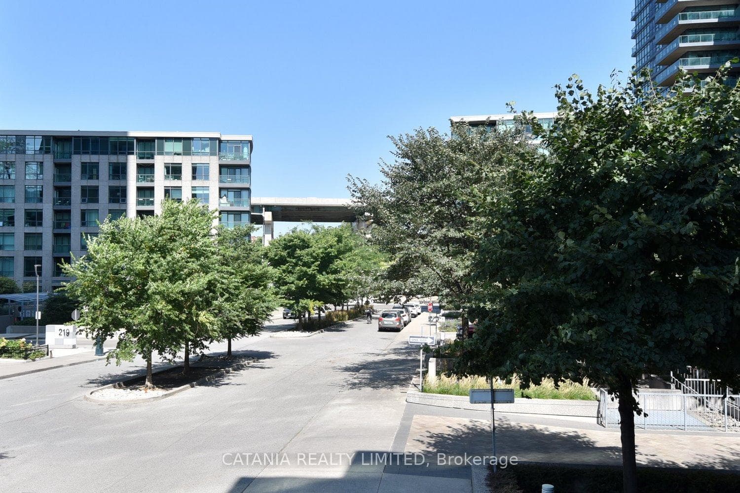 215 Fort York Boulevard Unit 210 photo 19